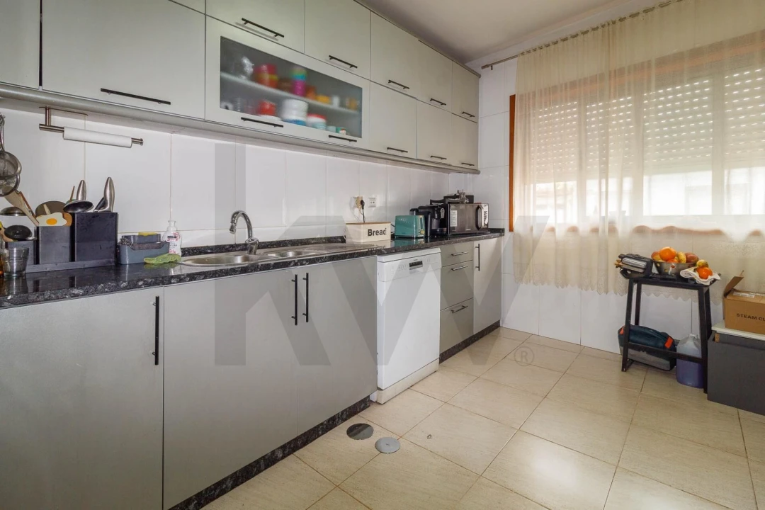 Apartamento T3 para Venda em Rio Tinto Foto 12