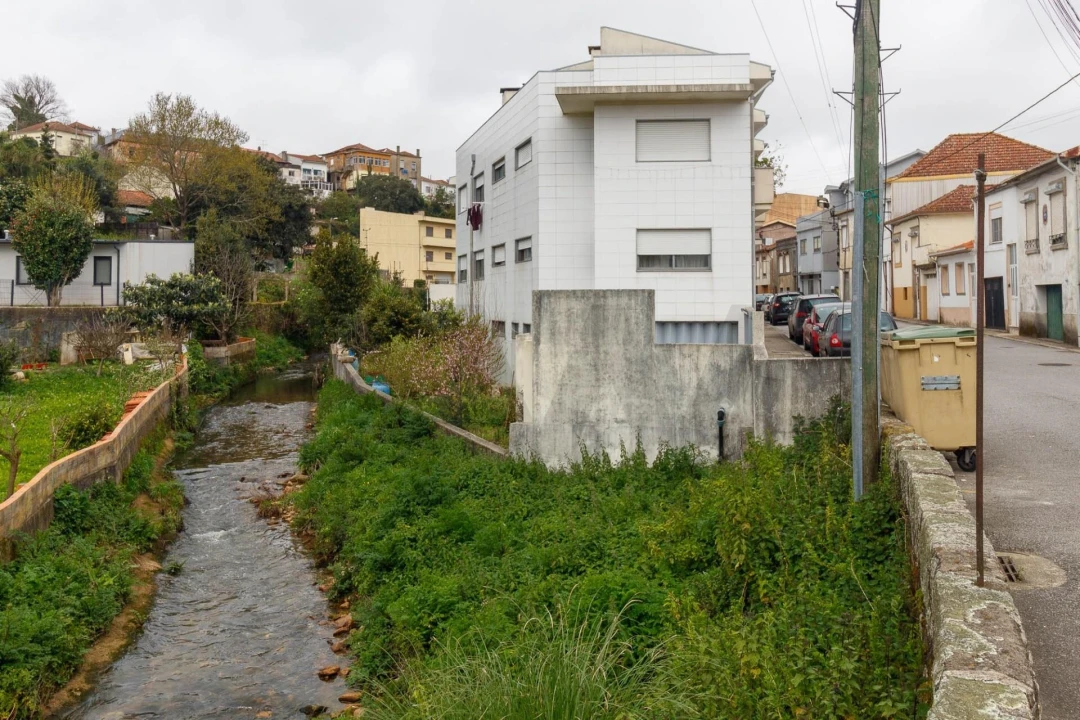 Apartamento T3 para Venda em Rio Tinto Foto 2