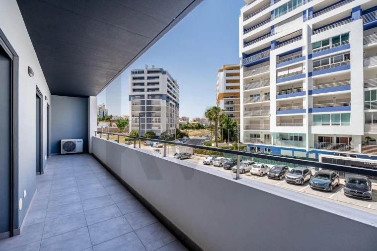 Apartamento T2 para Venda em Portimão Foto 19