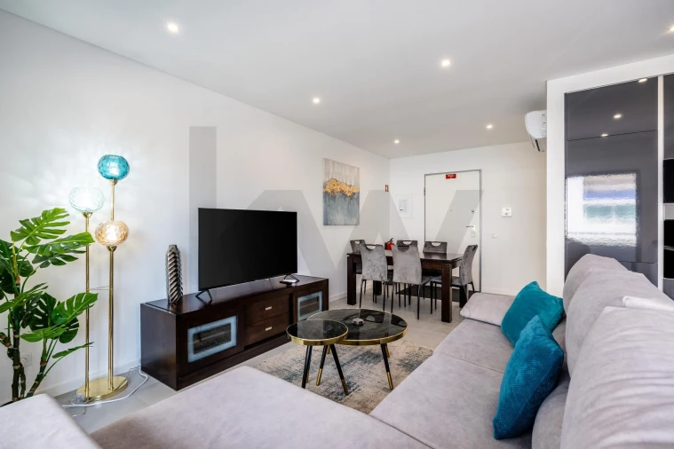 Apartamento T2 para Venda em Portimão Foto 4