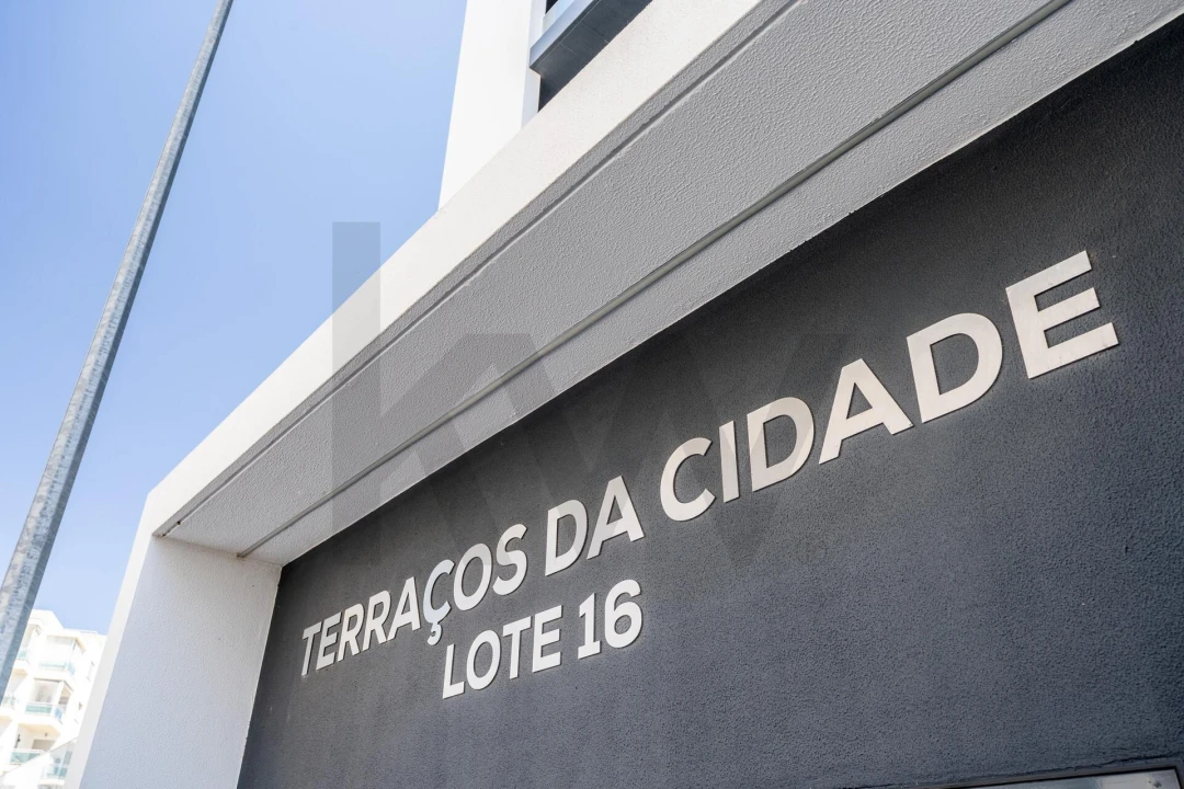 Apartamento T2 para Venda em Portimão Foto 26