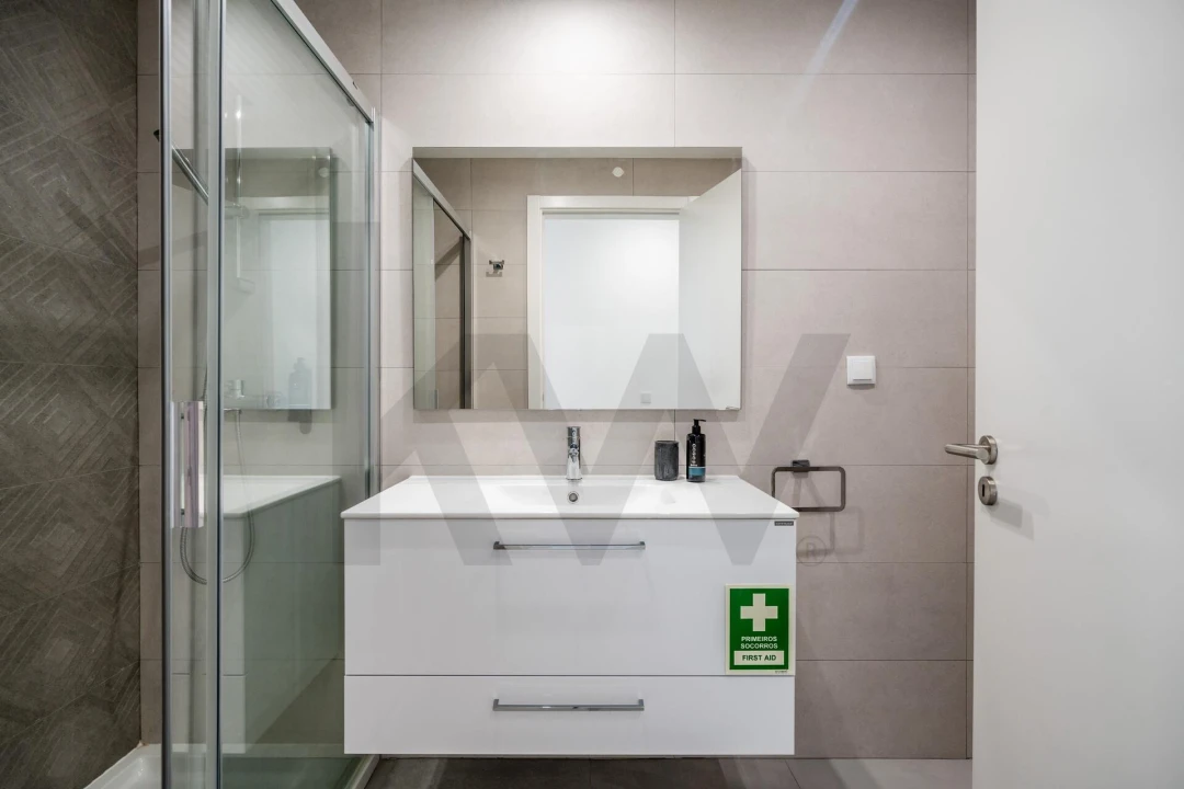 Apartamento T2 para Venda em Portimão Foto 16