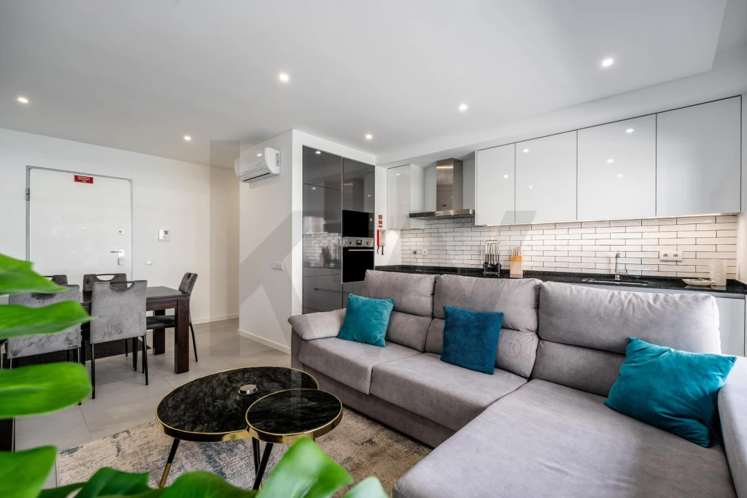 Apartamento T2 para Venda em Portimão Foto 2