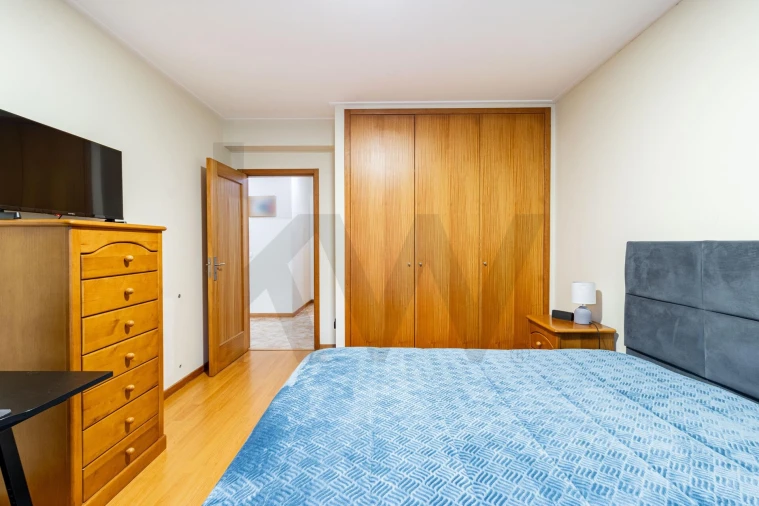 Apartamento T4 para Venda em Nogueira do Cravo e Pindelo Foto 17