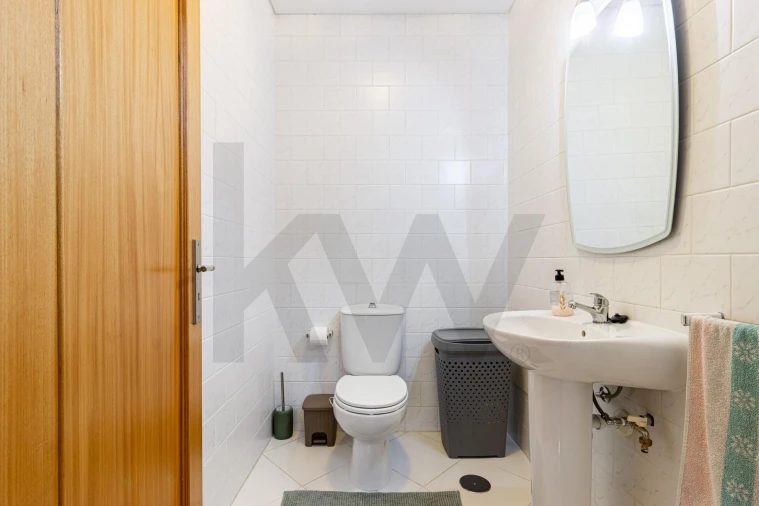 Apartamento T4 para Venda em Nogueira do Cravo e Pindelo Foto 11