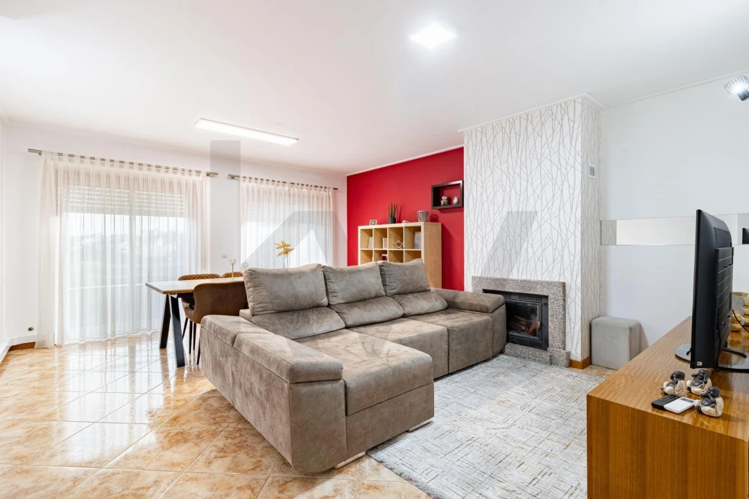 Apartamento T4 para Venda em Nogueira do Cravo e Pindelo Foto 4