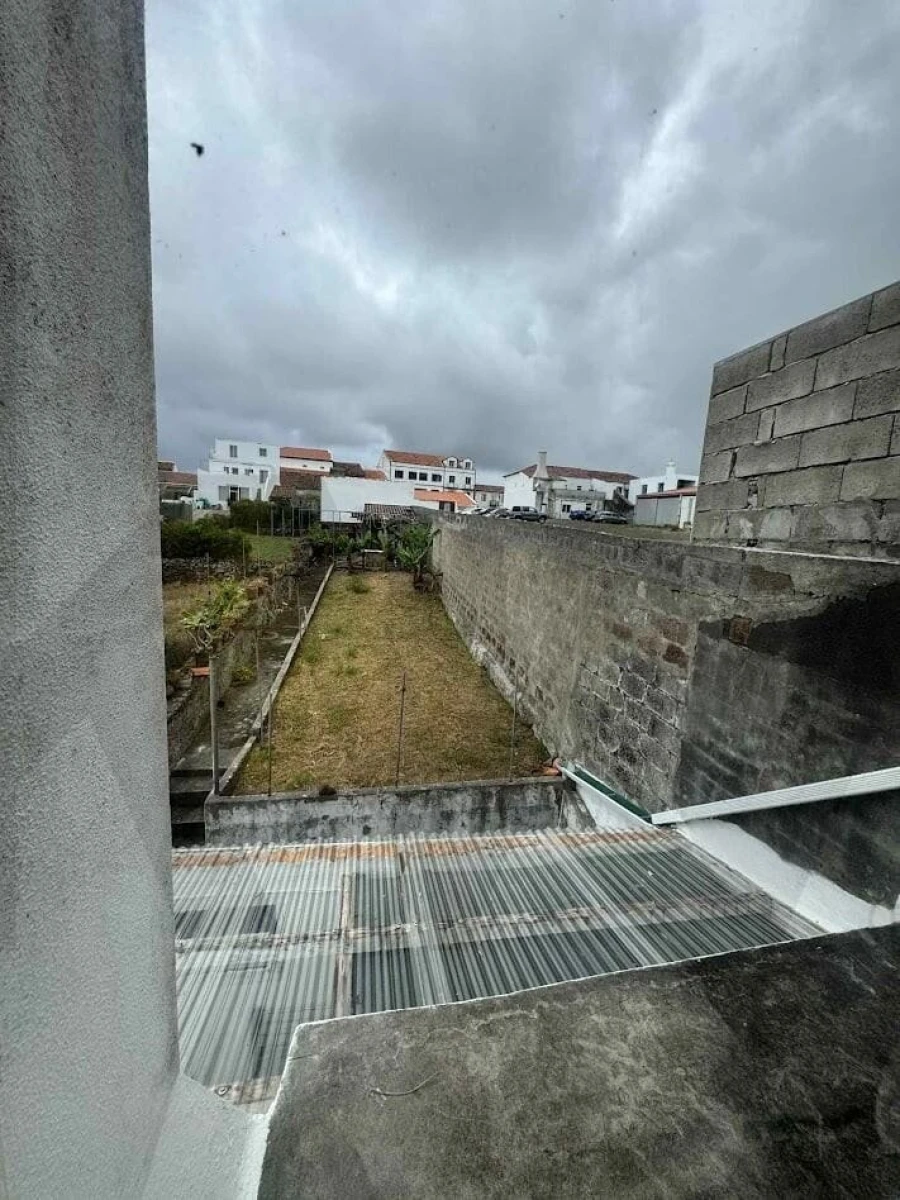 Moradia T4 para Venda em Vila do Porto Foto 7