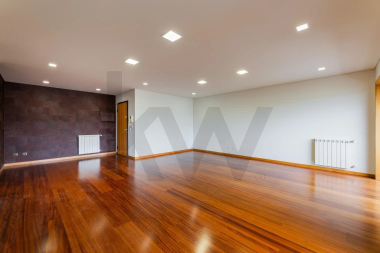 Apartamento T3 para Arrendamento em Nogueiró e Tenões Foto 6