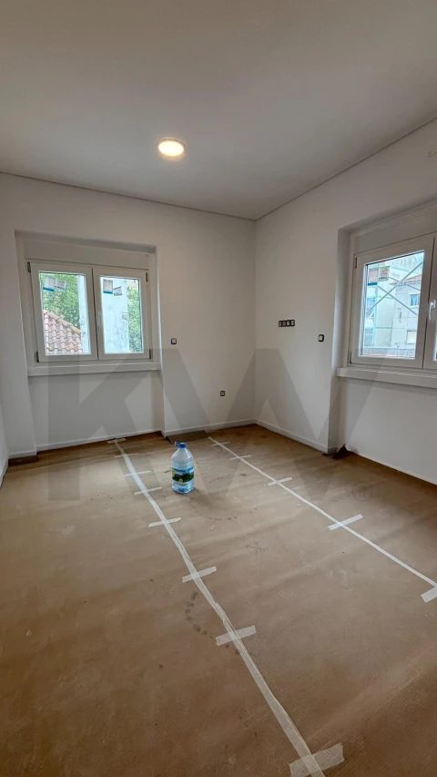 Apartamento T1 para Arrendamento em Almada, Cova da Piedade, Pragal e Cacilhas