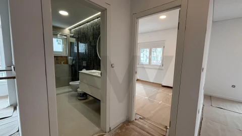 Apartamento T1 para Arrendamento em Almada, Cova da Piedade, Pragal e Cacilhas