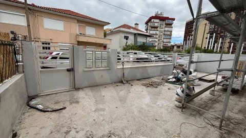 Apartamento T1 para Arrendamento em Almada, Cova da Piedade, Pragal e Cacilhas
