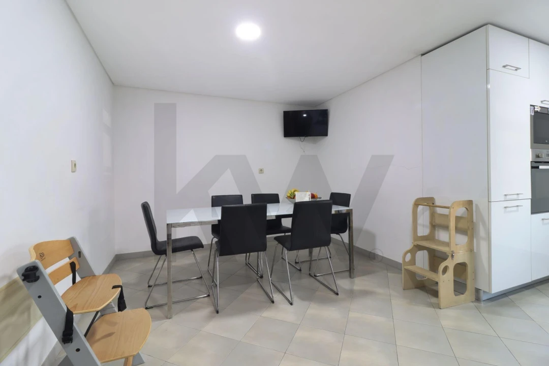 Apartamento T2 para Venda em Venteira Foto 7