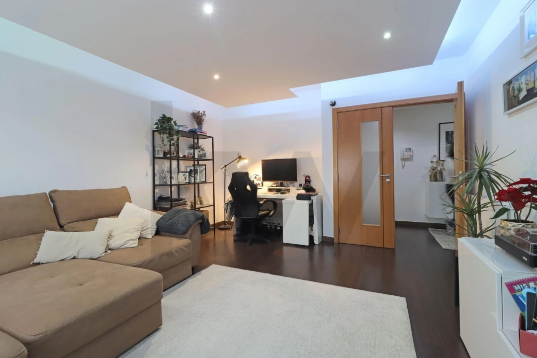 Apartamento T2 para Venda em Venteira Foto 1