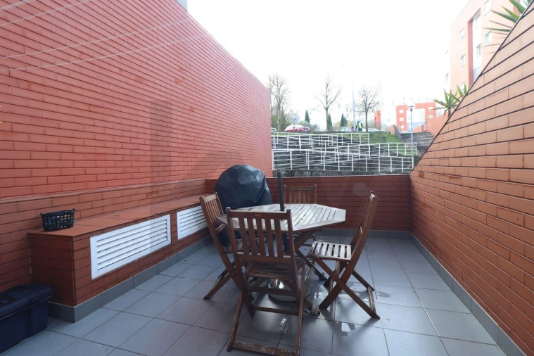 Apartamento T2 para Venda em Venteira Foto 20