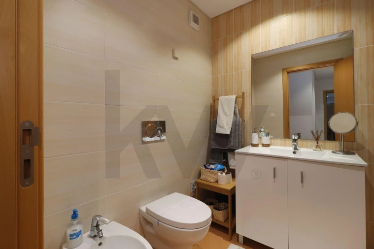 Apartamento T2 para Venda em Venteira Foto 17