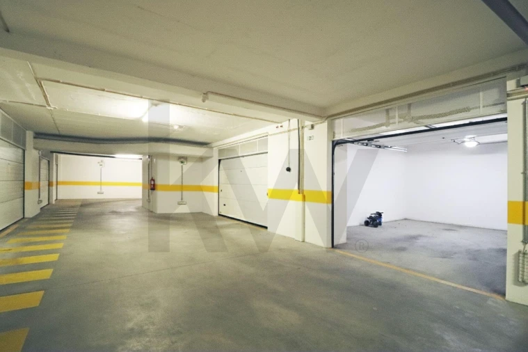 Apartamento T2 para Venda em Venteira Foto 27