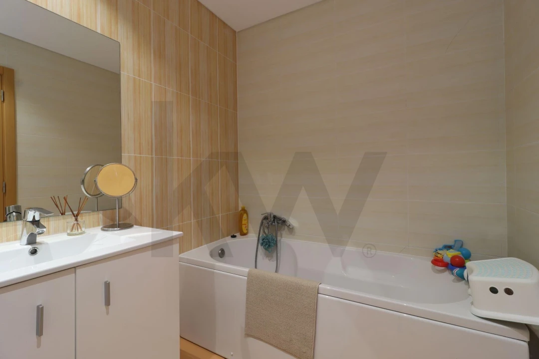 Apartamento T2 para Venda em Venteira Foto 18