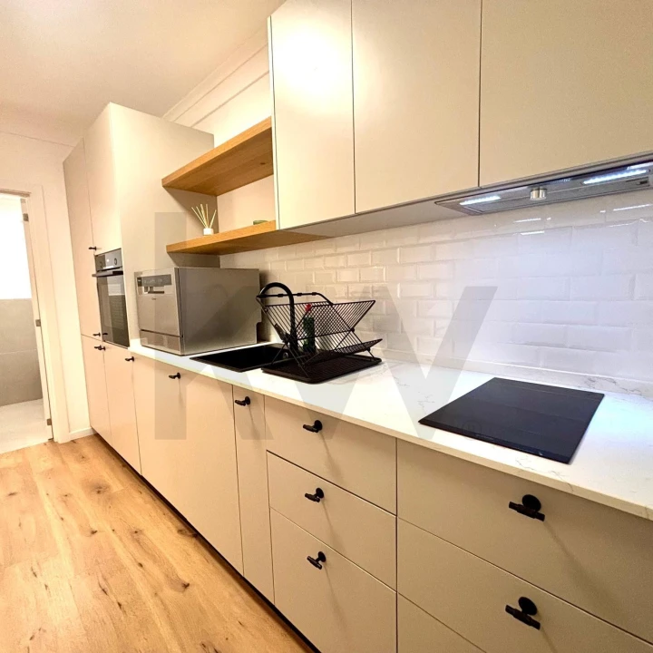 Apartamento T1 para Arrendamento em Alcantara Foto 6