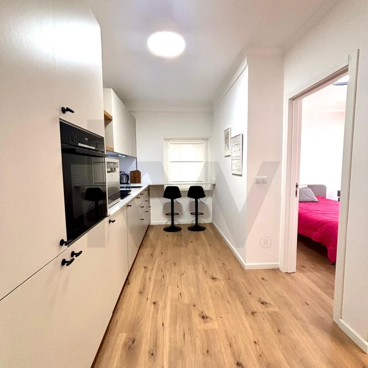 Apartamento T1 para Arrendamento em Alcantara Foto 1