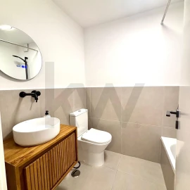Apartamento T1 para Arrendamento em Alcantara