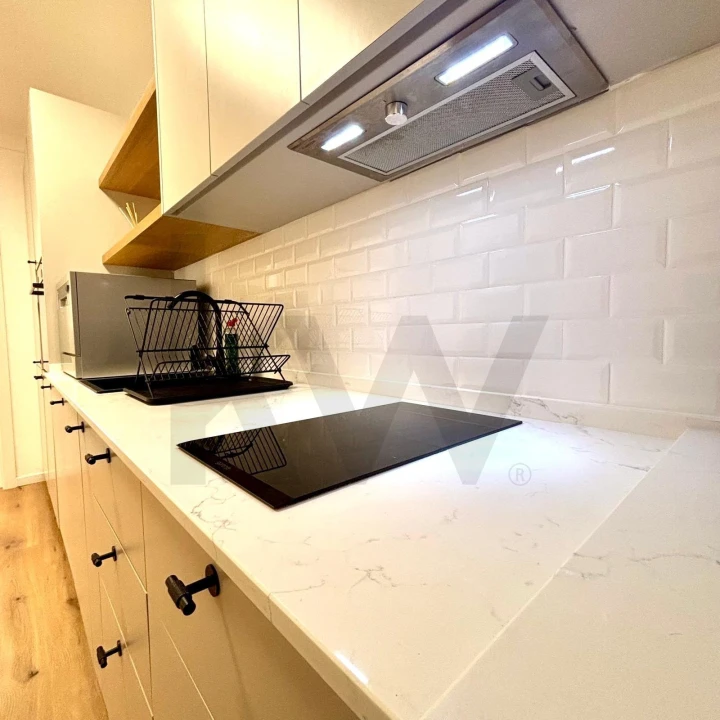 Apartamento T1 para Arrendamento em Alcantara Foto 5