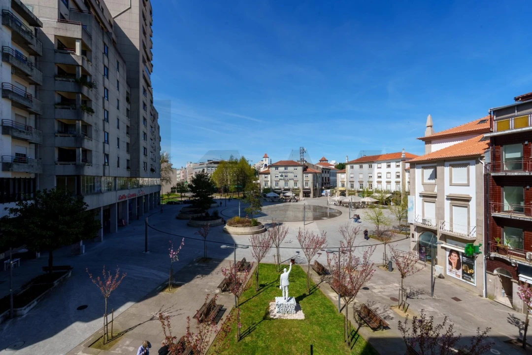 Apartamento T3 para Venda em São João da Madeira Foto 32