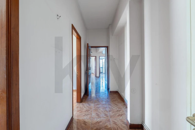 Apartamento T3 para Venda em São João da Madeira Foto 24