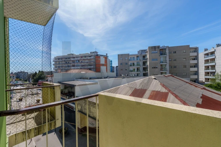 Apartamento T3 para Venda em São João da Madeira Foto 20