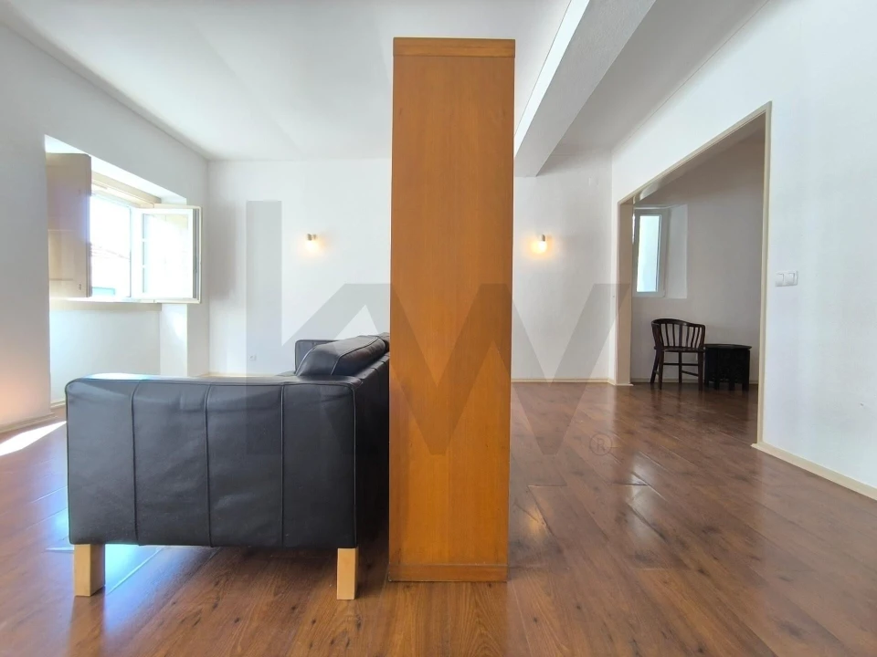 Apartamento T1 para Arrendamento em Misericórdia Foto 13