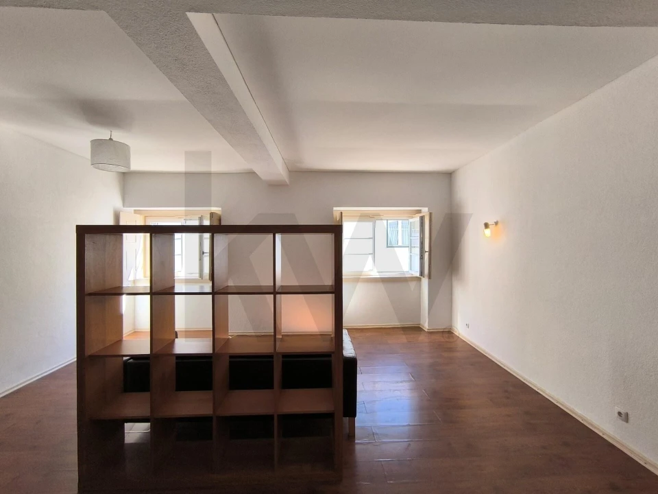 Apartamento T1 para Arrendamento em Misericórdia Foto 16