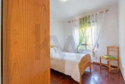 Apartamento T3 para Venda em Sé Nova, Santa Cruz, Almedina e São Bartolomeu