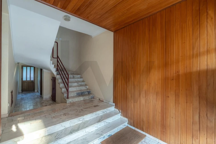 Apartamento T3 para Venda em Sé Nova, Santa Cruz, Almedina e São Bartolomeu Foto 26