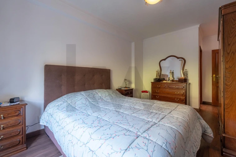 Apartamento T3 para Venda em Sé Nova, Santa Cruz, Almedina e São Bartolomeu Foto 20