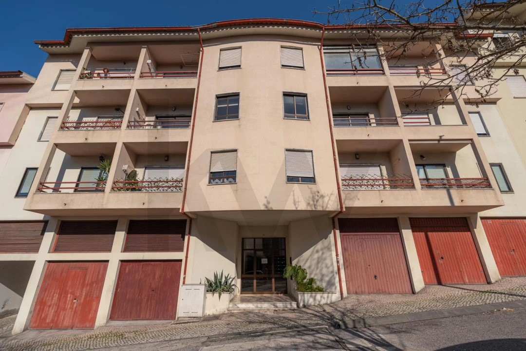 Apartamento T3 para Venda em Sé Nova, Santa Cruz, Almedina e São Bartolomeu Foto 28