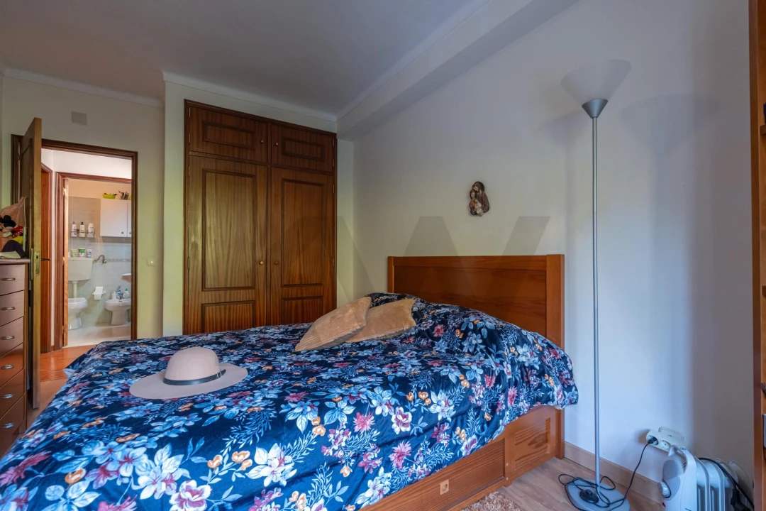 Apartamento T3 para Venda em Sé Nova, Santa Cruz, Almedina e São Bartolomeu Foto 16