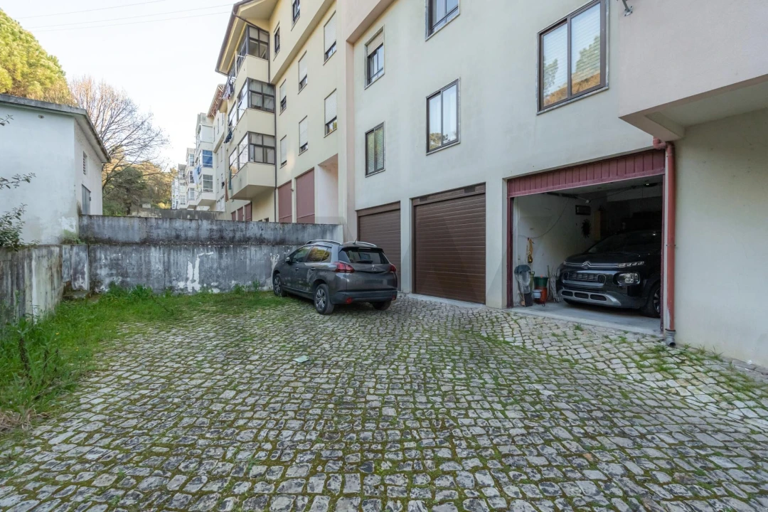 Apartamento T3 para Venda em Sé Nova, Santa Cruz, Almedina e São Bartolomeu Foto 24