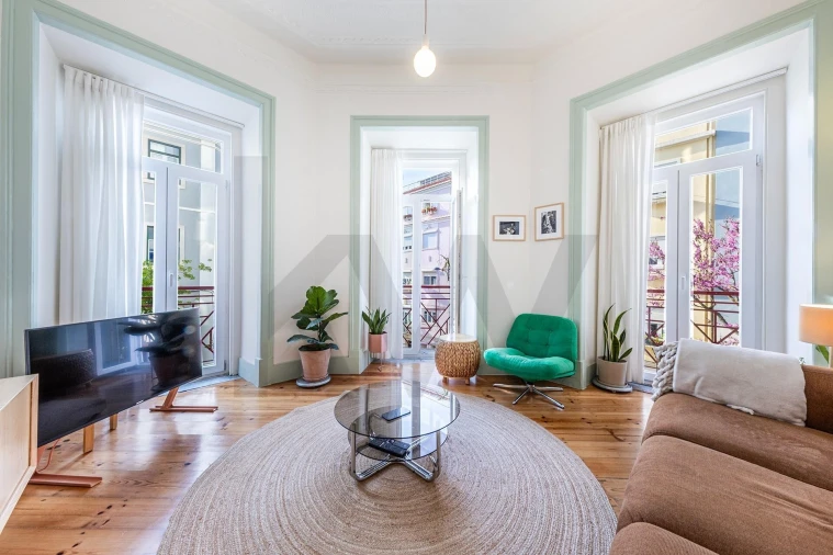 Apartamento T3 para Arrendamento em Penha de França