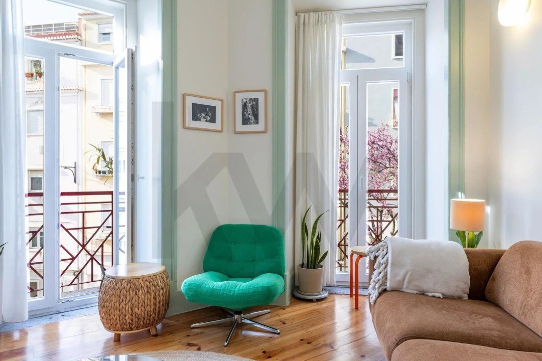 Apartamento T3 para Arrendamento em Penha de França Foto 2