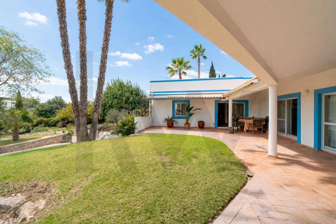 Moradia T4 para Venda em Pechão Foto 29