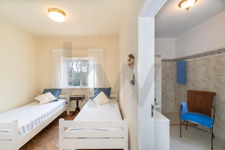 Moradia T4 para Venda em Pechão Foto 34