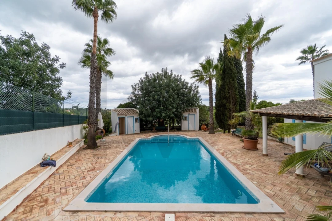 Moradia T4 para Venda em Pechão Foto 57