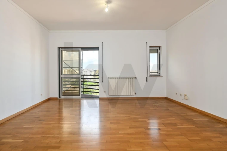 Apartamento T3 para Venda em São Domingos de Benfica Foto 10