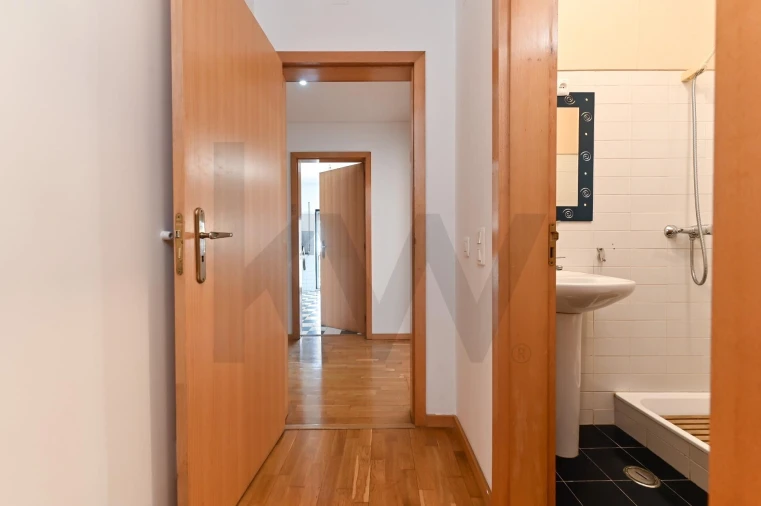 Apartamento T3 para Venda em São Domingos de Benfica Foto 20