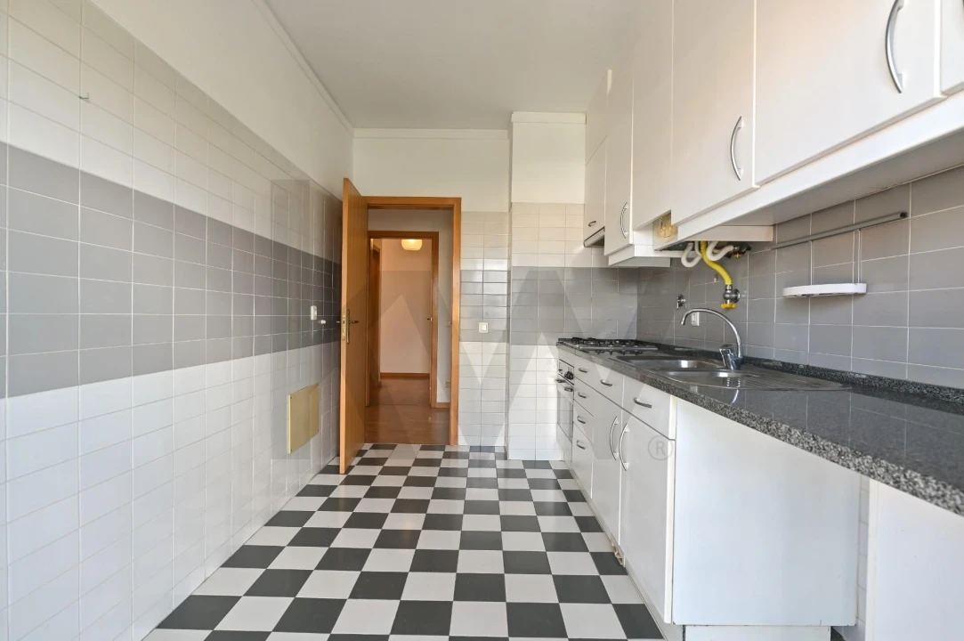 Apartamento T3 para Venda em São Domingos de Benfica Foto 7