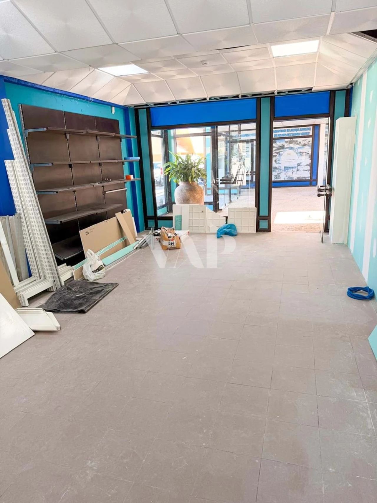 Negócio para Arrendamento em Quarteira Foto 1