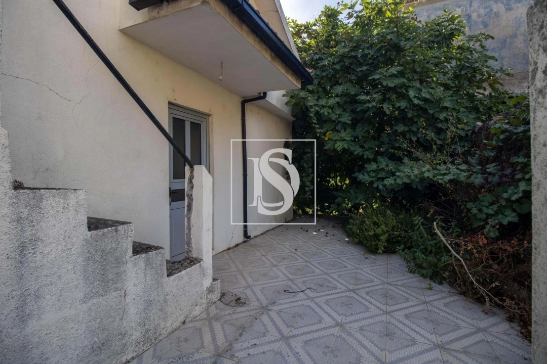 Moradia T5 para Venda em Sedielos Foto 6