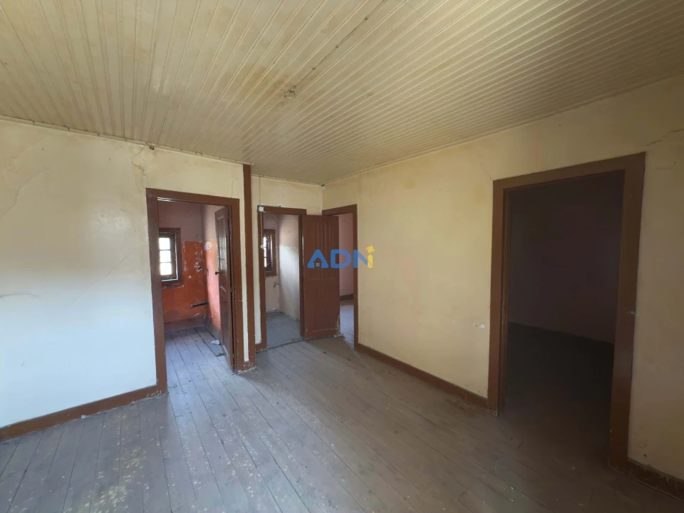 Moradia T8 para Venda em Covilhã e Canhoso Foto 6