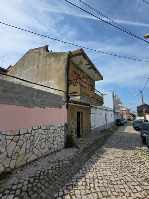 Terreno para Venda em Caparica e Trafaria
