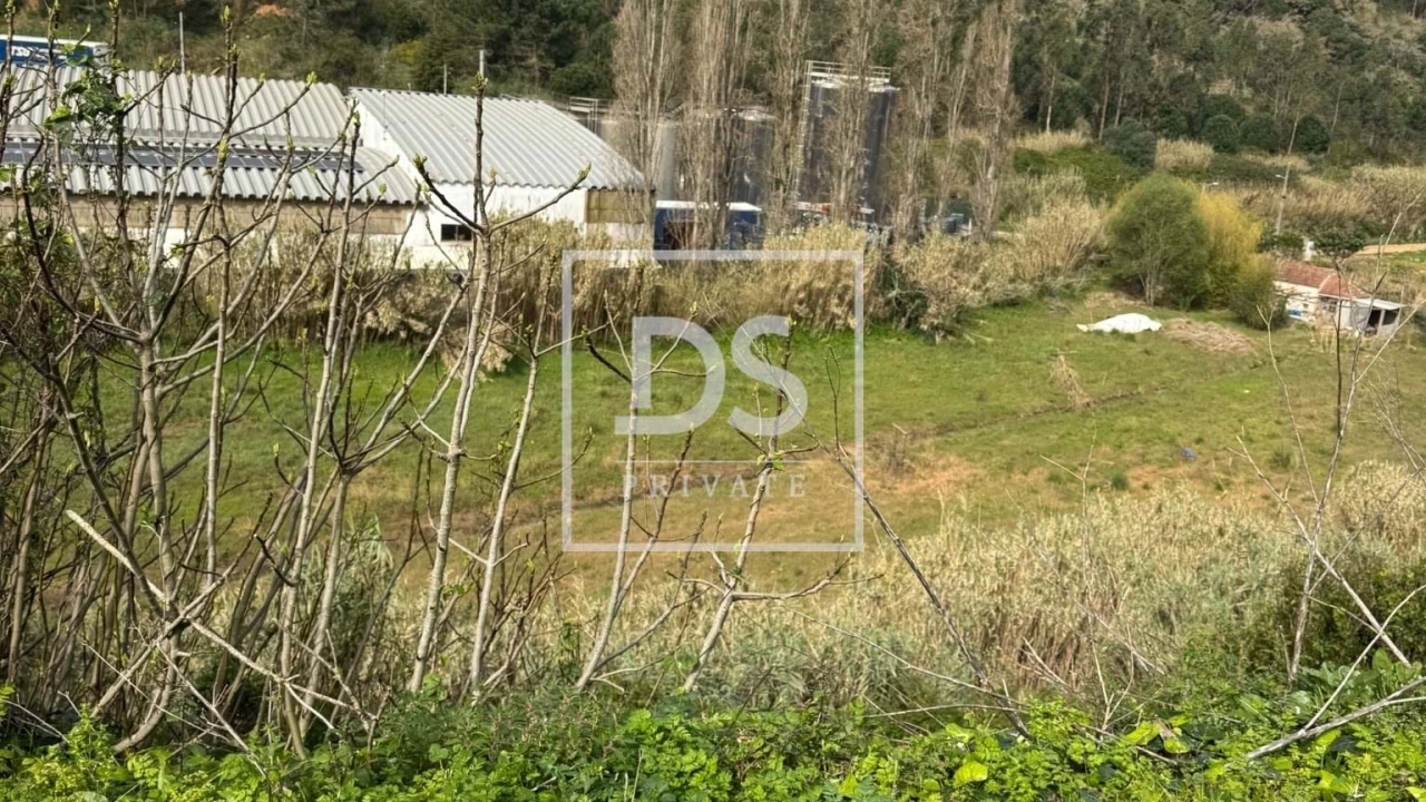 Terreno para Venda em Maceira Foto 2