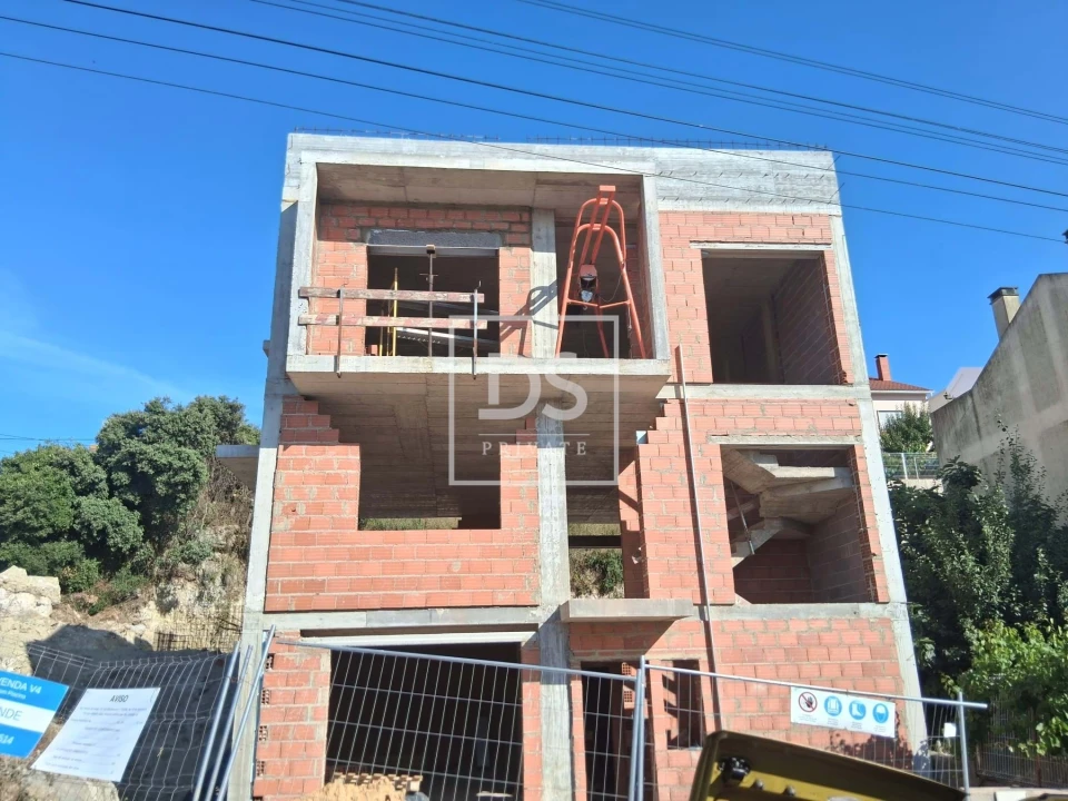 Moradia T3 para Venda em Santa Iria de Azoia, São João da Talha e Bobadela Foto 15